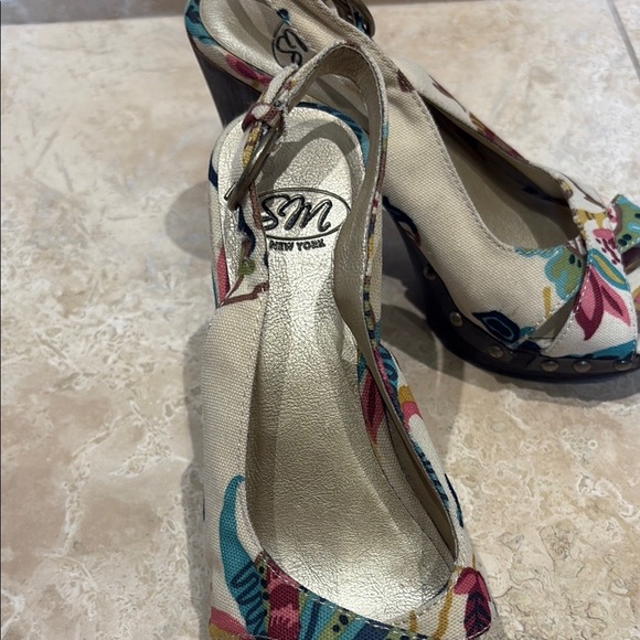 SM New York Multicolor Slingback Platform Heels - Picture 2 of 5